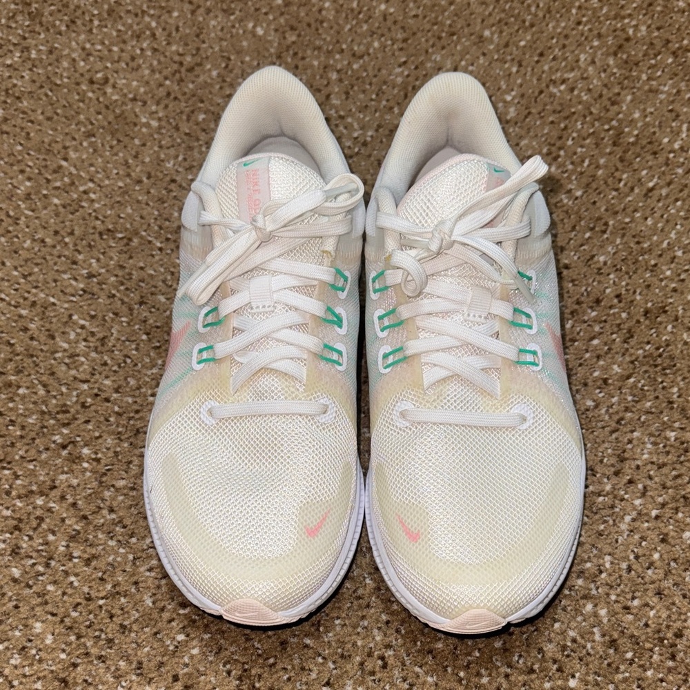 Women’s Lightweight Mesh Running Shoes - Pastel White